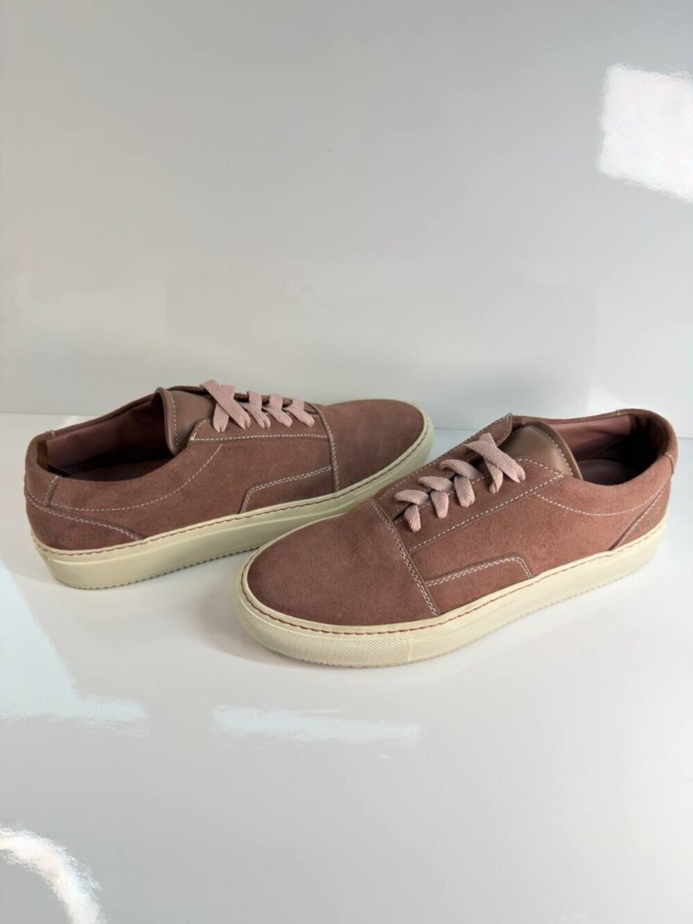 Common Projects Suede Sneakers – Women’s Size 39 – Made in Italy - Picture 2 of 16